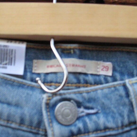 NWT  Levi's Ribcage Straight Ankle Jeans - Picture 8 of 10